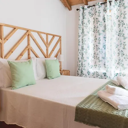 Villae Ceira & Serra Refugio Com Piscina Junto A Serra Da Lousã