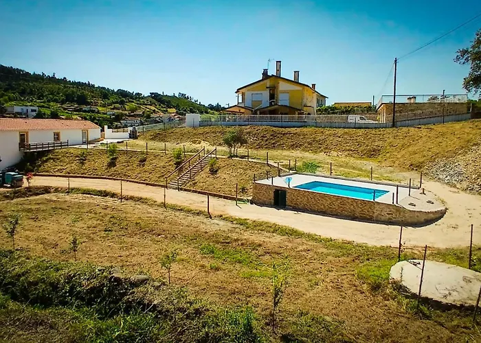 Villae Ceira & Serra Refugio Com Piscina Junto A Serra Da *